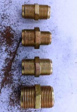 NIPLE METAL ZAMAC AMARELO B 3/4 X 1/2 11614E ref. 023997