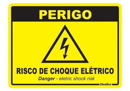 PLACA SINAL. PVC 15X20 PERIGO R. CHOQUE ELETR. 220BY ref. 025354