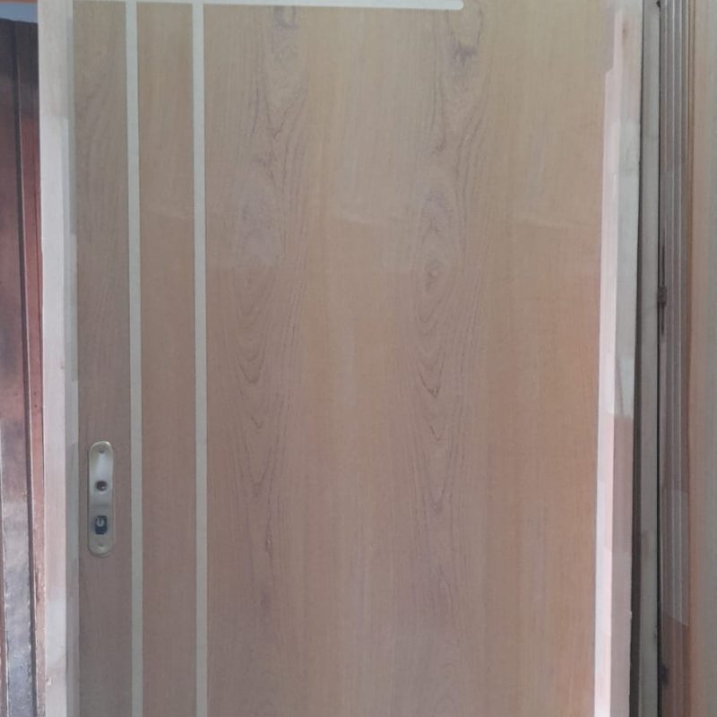 PORTA MAD. MONT FRISADA NATURAL ROMA 72 D ref. 025554