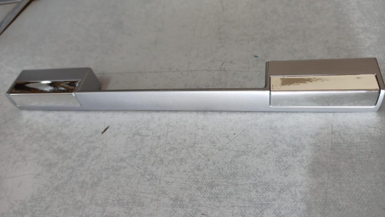 PUXADOR ABS 225MM N.01 ref. 018753