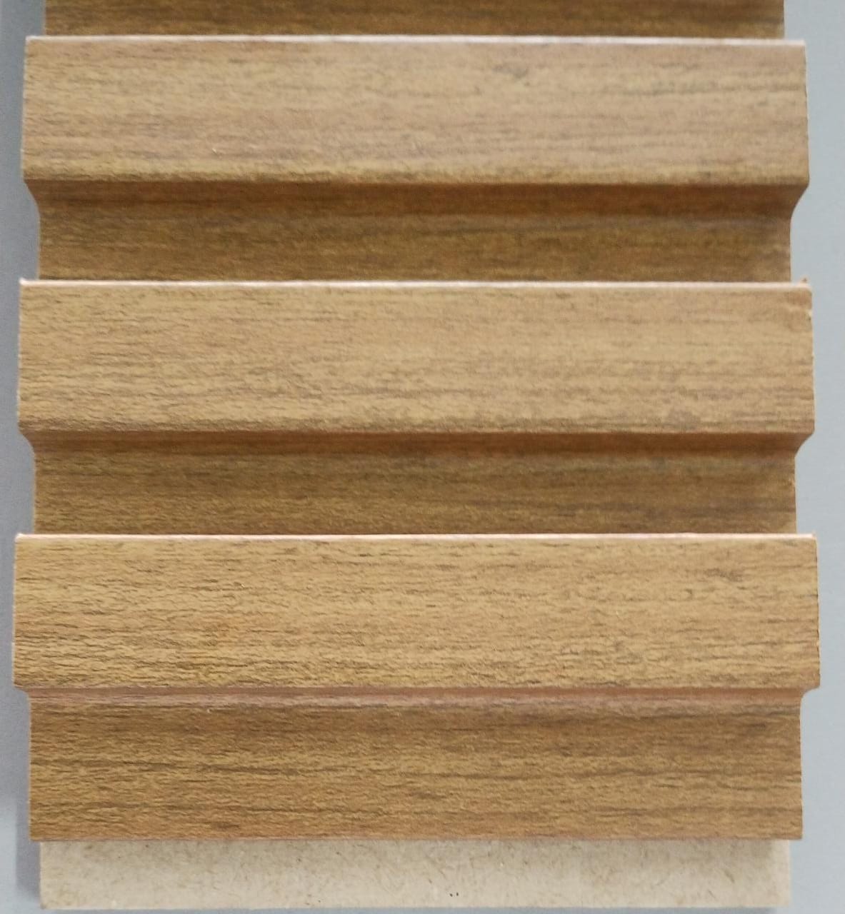 PAINEL RIPADO MDF RP20 18X2.70ML FREIJO REAL ref. 025283