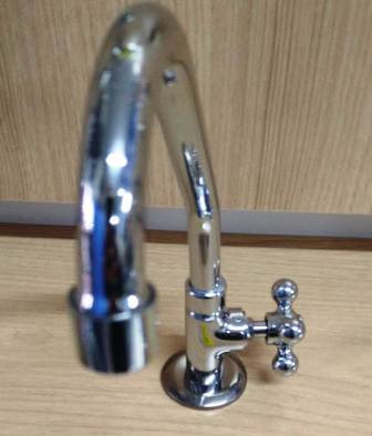 TORNEIRA 1/4V B.MOVEL MESA C33 1395 RENO ref. 169R